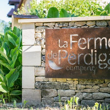 Camping La Ferme De Perdigat Limeuil Eksteriør billede