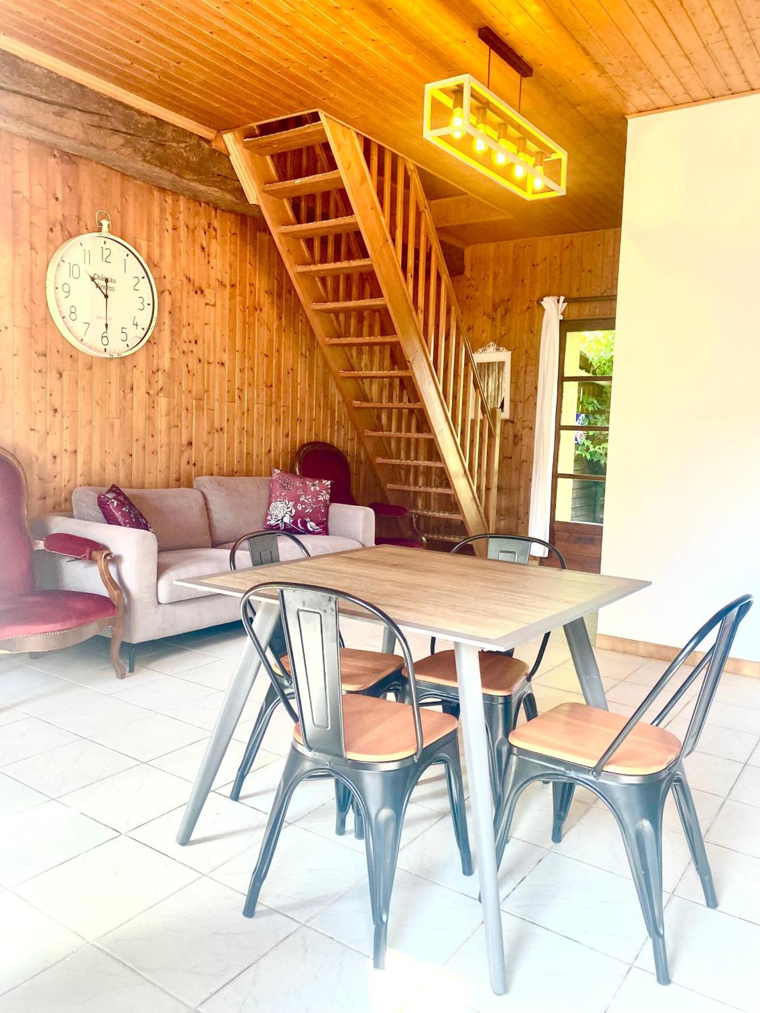 Camping La Ferme De Perdigat Limeuil Eksteriør billede